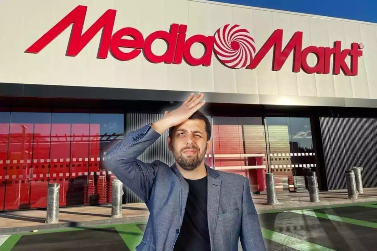 Montaje fotográfico entre una imagen de una tienda de MediaMarkt y una persona