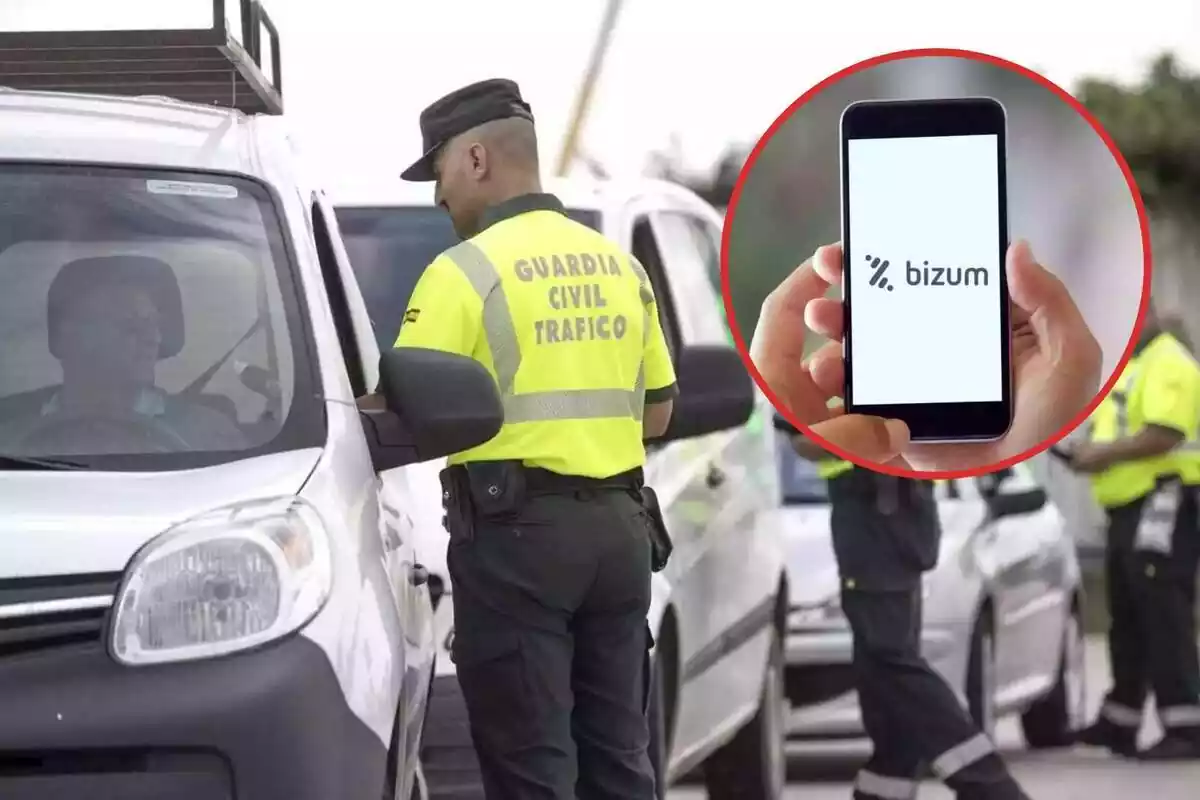 Un guardia civil en un control de tráfico y en el círculo un móvil con el logo de Bizum